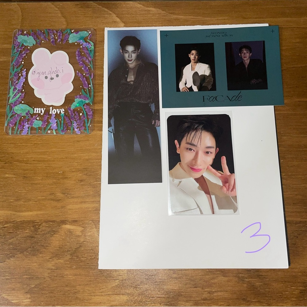 *SOLD* Wonho Photocard Collection